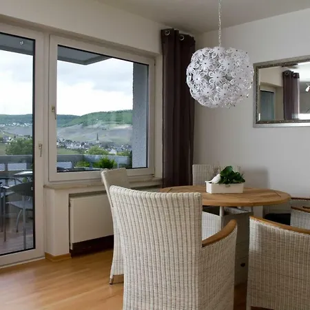 Ferienwohnung Bernkasteler Moselpanorama Exterior foto